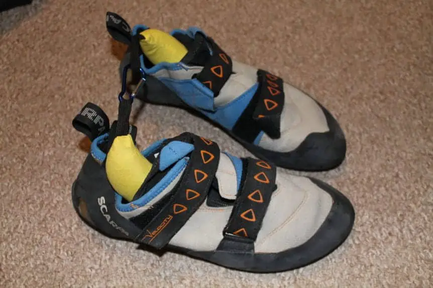 13 Ways to Treat Smelly Climbing Shoes – Rock Climbing Central