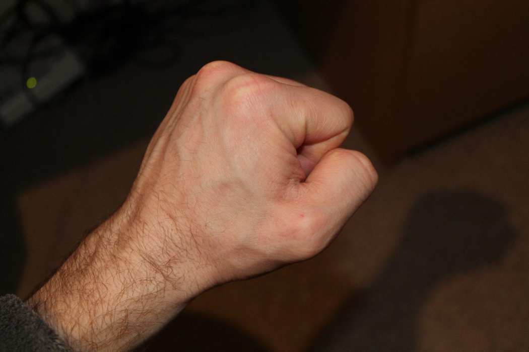 10 Ways to Treat Your Sore Hands Caused by Rock Climbing Rock